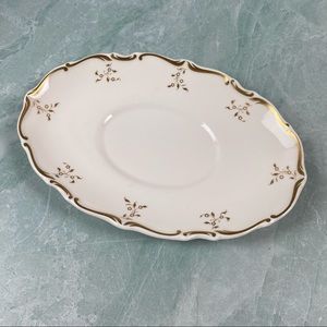 Royal Doulton Made in England Monteigne bread dish